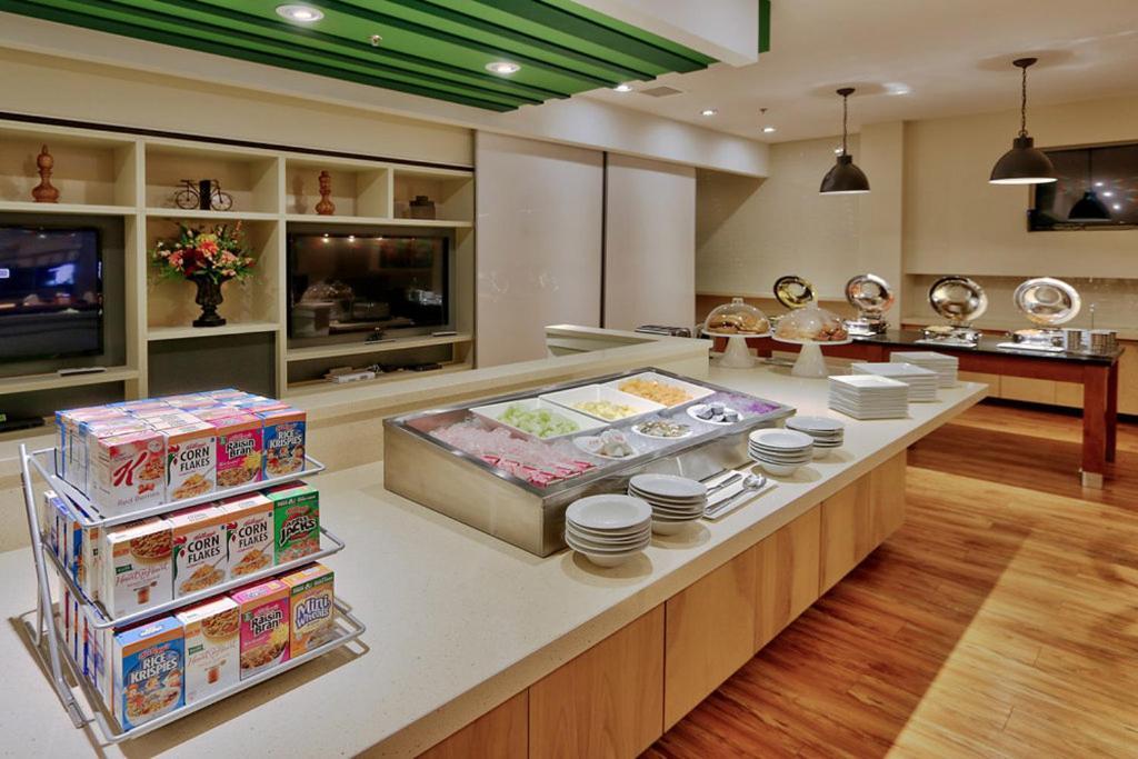 Holiday Inn Roswell By Ihg Экстерьер фото